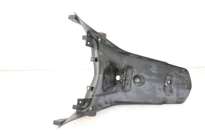 photo de PARAFANGO POSTERIORE PEUGEOT TWEET PRO CARGO 50 (2018 - 2020) - Zoom sullo stato d'uso