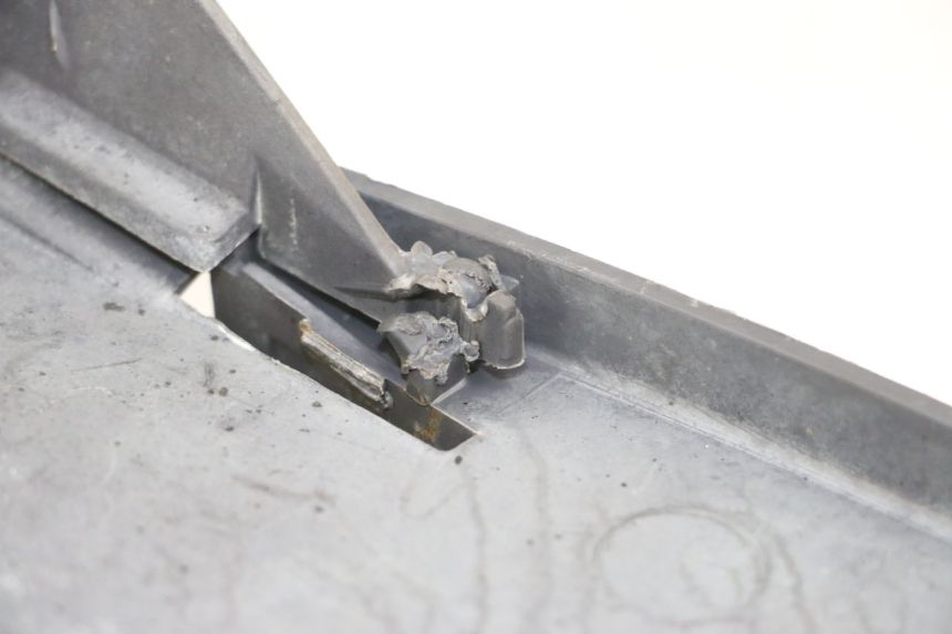 photo de PARAFANGO POSTERIORE PEUGEOT VIVACITY 100 (1999 - 2008) - Vista d'insieme del prodotto