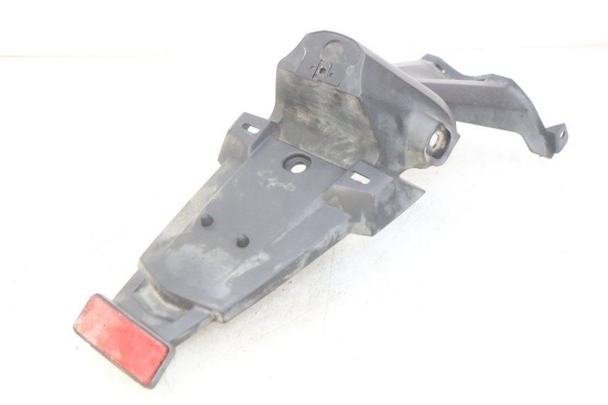 photo de PARAFANGO POSTERIORE SYM WOLF SB 125 (2011 - 2018)