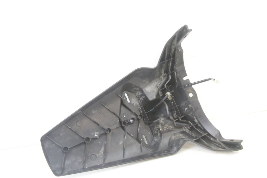 photo de PARAFANGO POSTERIORE YAMAHA X-MAX XMAX 125 (2010 - 2014)
