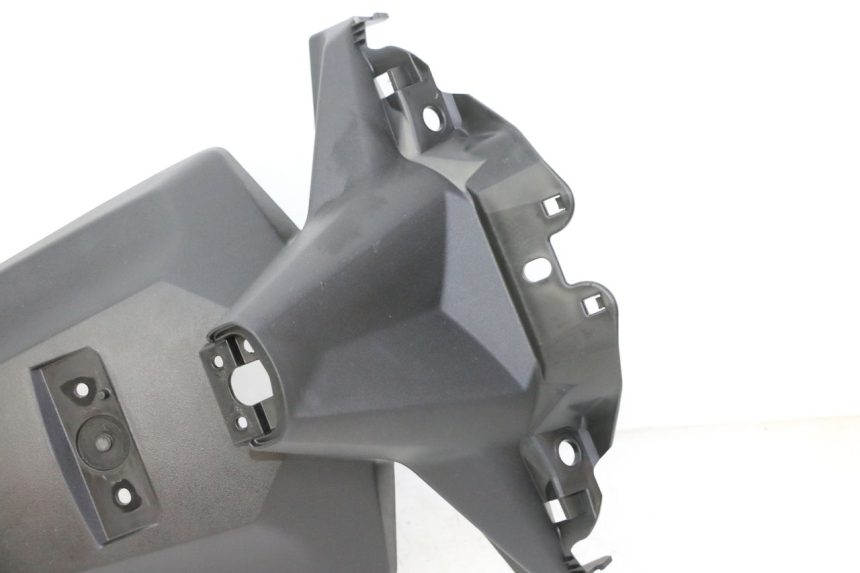 photo de PARAFANGO POSTERIORE YAMAHA XMAX X-MAX 125 (2021 - 2025)