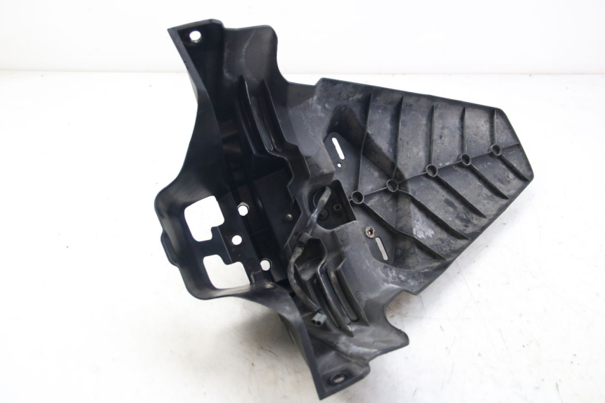 photo de PARAFANGO POSTERIORE YAMAHA XMAX X-MAX 125 (2006 - 2009)