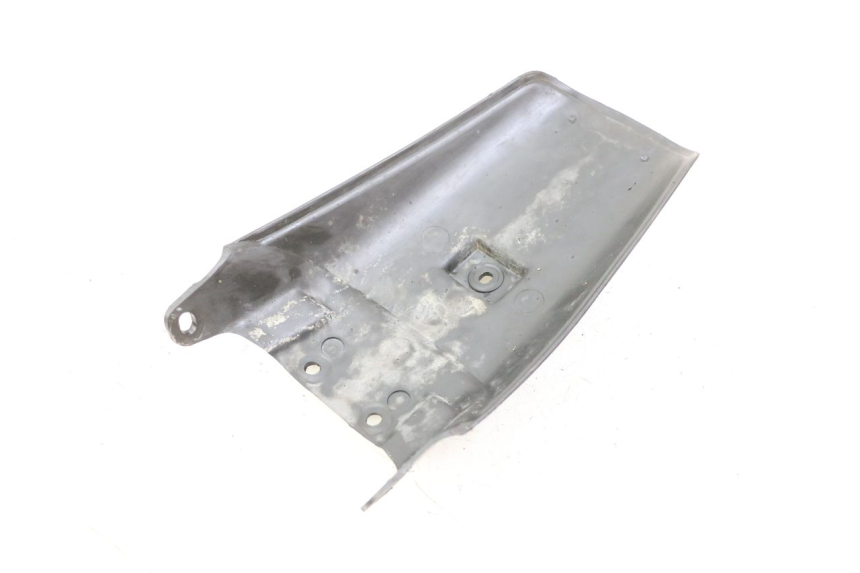 photo de PARAFANGO POSTERIORE YAMAHA SR 125 (1982 - 2003)