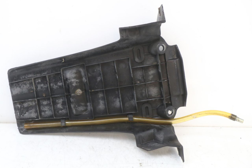 photo de PARAFANGO POSTERIORE YAMAHA YE ZEST 50 (1992 - 1998)