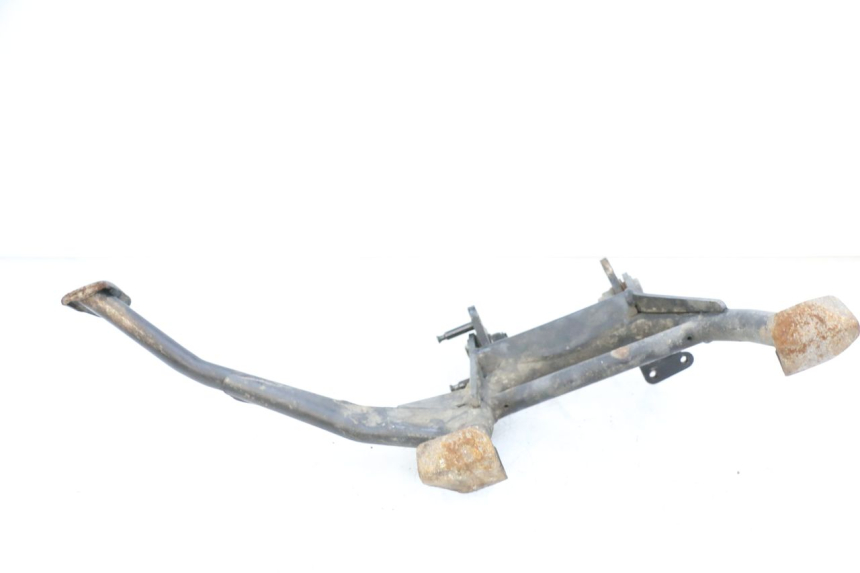 photo de CAVALLETTO CENTRALE SUZUKI BURGMAN EXECUTIVE ABS 650 (2006 - 2012) - Dettagli dei punti di fissaggio