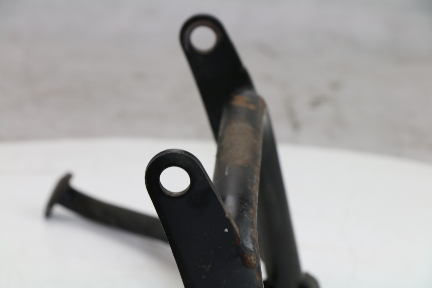 photo de CAVALLETTO CENTRALE HONDA FES PANTHEON 2T 125 (1998 - 2002)