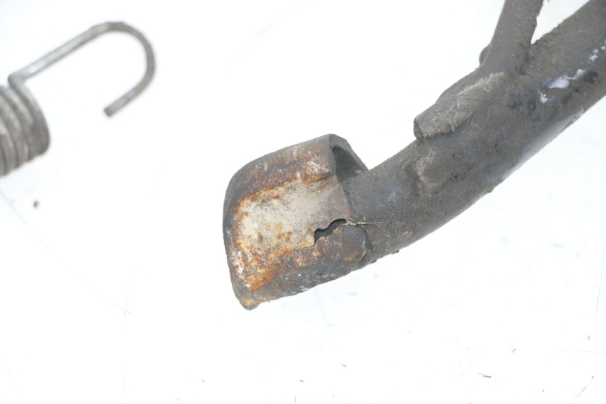 photo de CAVALLETTO CENTRALE PEUGEOT SPEEDFIGHT 4 4T EFI 50 (2021 - 2025) - Altra angolazione