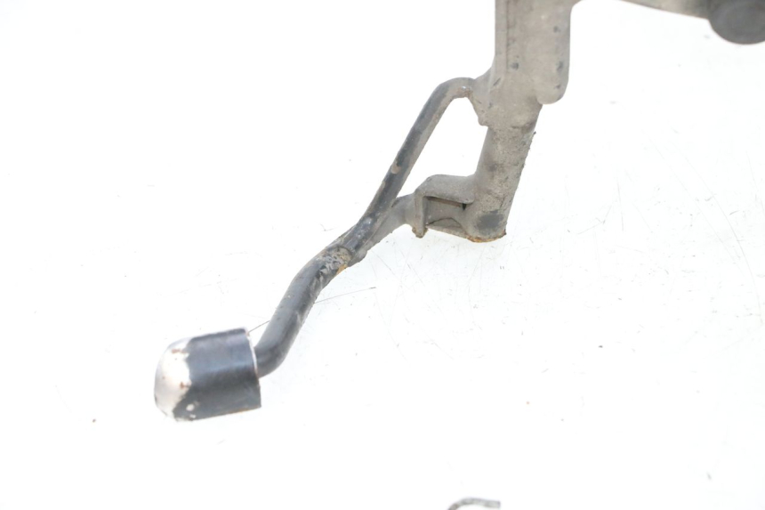 photo de CAVALLETTO CENTRALE PEUGEOT SPEEDFIGHT 4 4T EFI 50 (2021 - 2025) - Dettagli dei punti di fissaggio