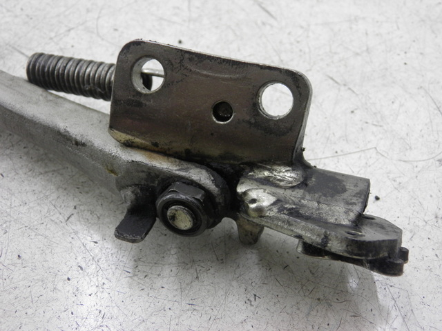 photo de CAVALLETTO LATERALE KAWASAKI ZZR 600 (1995 - 2004)