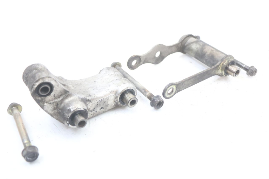 photo de LEVERAGGIO HONDA CBR F 1000 (1993 - 1996) - Altra angolazione