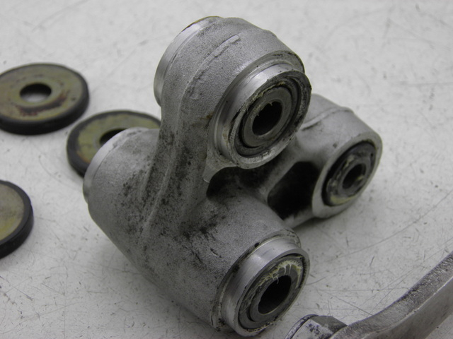 photo de Biella ammortizzatore HYOSUNG COMET GT 125 (2002 - 2007) - Vista d'insieme del prodotto