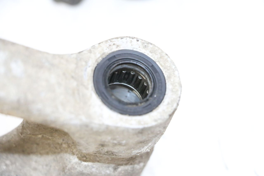 photo de LEVERAGGIO HONDA NSR R 125 (1994 - 2003) - Zoom sullo stato d'uso