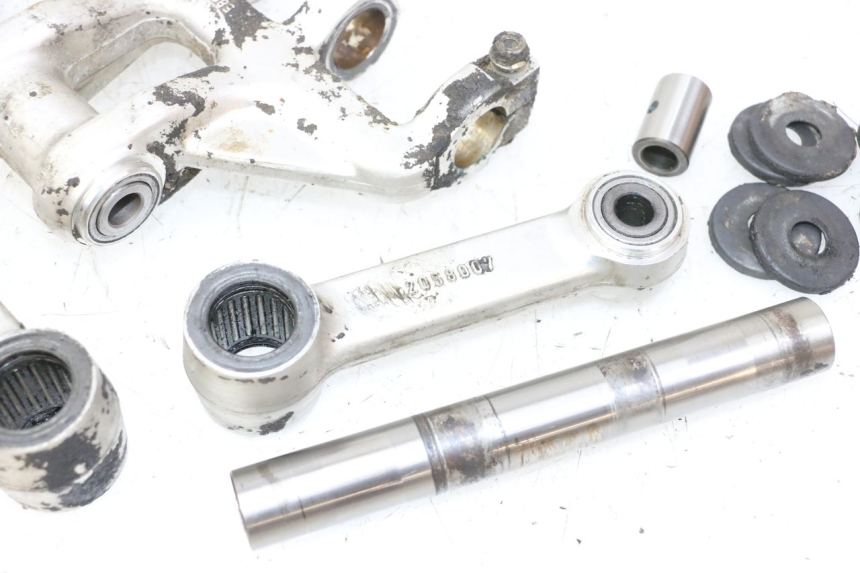 photo de LEVERAGGIO TRIUMPH SPRINT 900 (1995 - 1998)