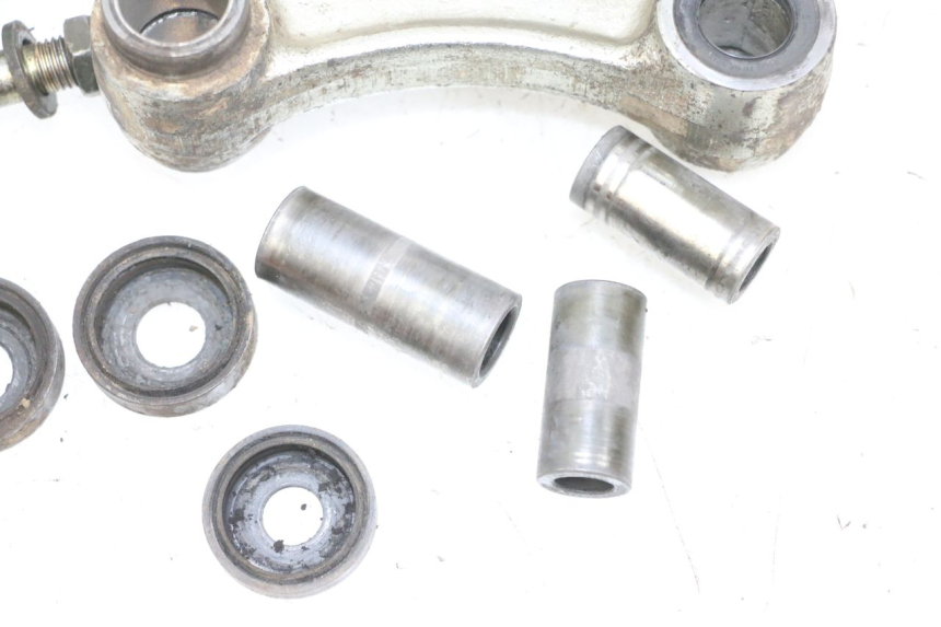 photo de BIELLETTA AMMORTIZZATORE YAMAHA TTR 125 (2000 - 2020) - Marcature e riferimenti originali