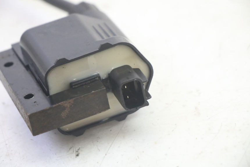 photo de BOBINA SYM FIDDLE 3 III 125 (2014 - 2020) - Dettagli dei punti di fissaggio