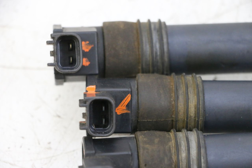 photo de BOBINA SUZUKI GSXR GSX-R 1000 (2003 - 2004) - Vista d'insieme del prodotto