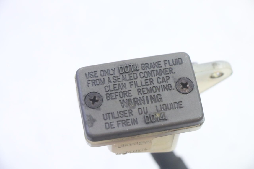 photo de VASO FLUIDO FRENI SUZUKI DL V STROM 1000 (2002 - 2007) - Zoom sullo stato d'uso