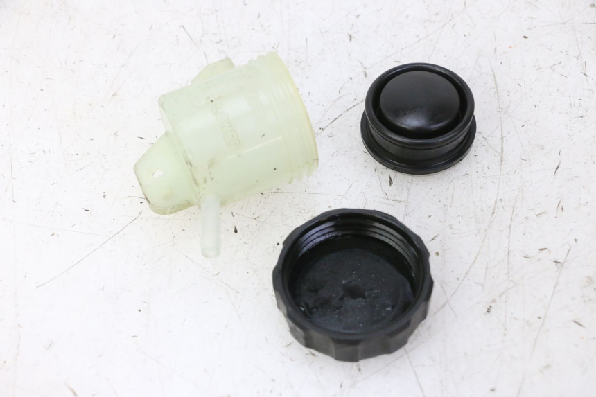 photo de VASO FLUIDO FRENI YAMAHA FJR ABS 1300 (2006 - 2012)