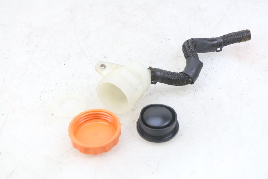 photo de Serbatoio liquido freni HONDA CBR F SC21 1000 (1986 - 1992)