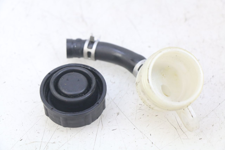 photo de SERBATOIO LIQUIDO FRENI YAMAHA MT ABS 125 (2014 - 2018)