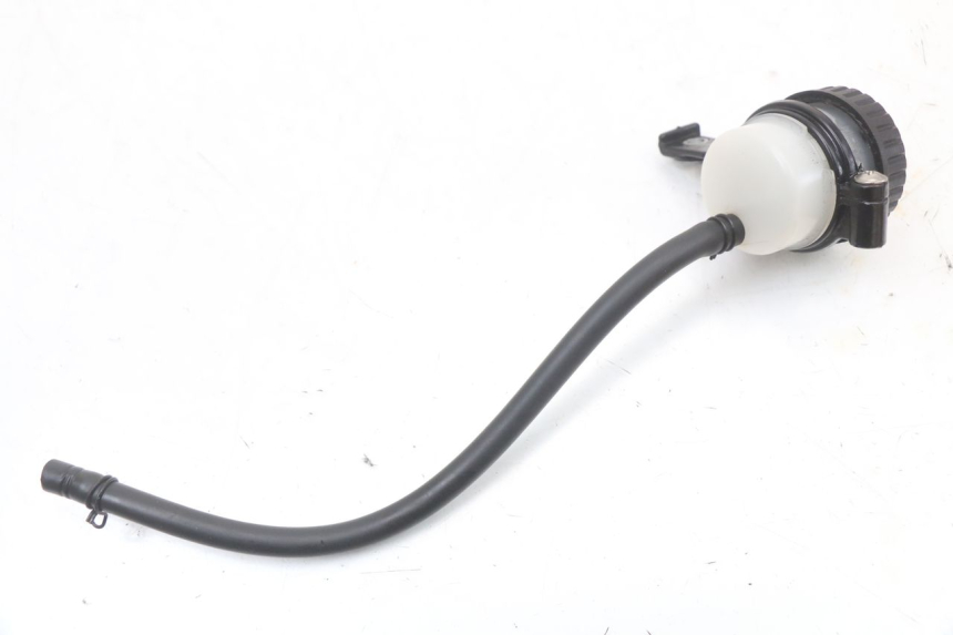 photo de VASO FLUIDO FRENI MOTO GUZZI NORGE 8V GT 1200 (2011 - 2016)