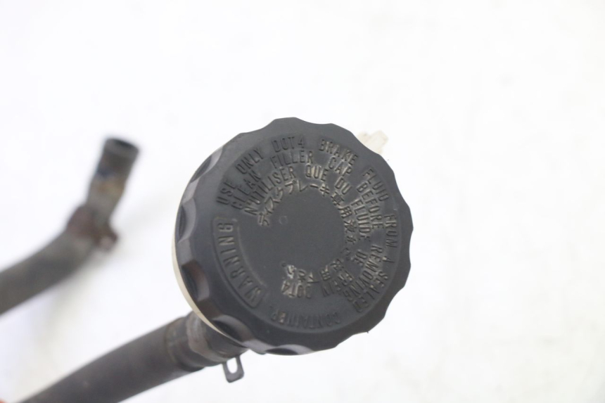 photo de VASO FLUIDO FRENI TRIUMPH SPRINT 900 (1995 - 1998)