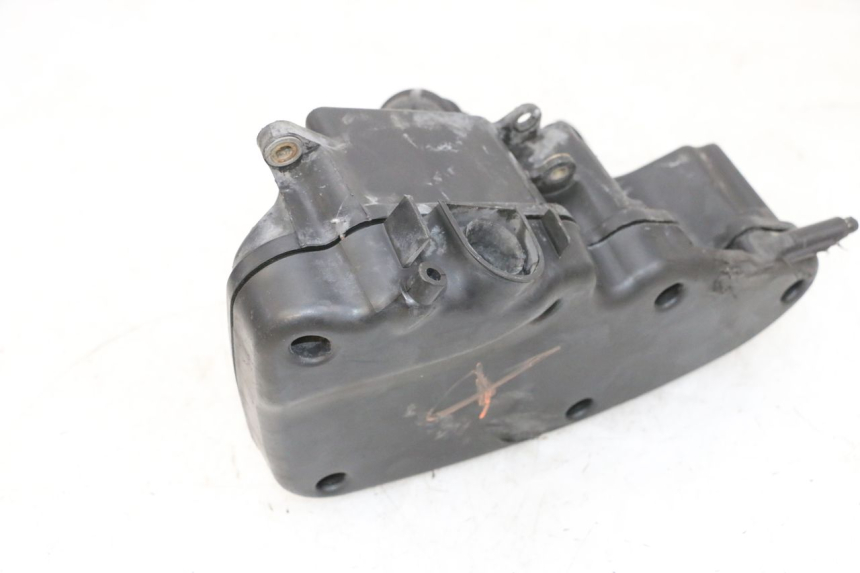 photo de SCATOLA DELL'ARIA PIAGGIO FLY 4T 50 (2013 - 2017) - Primo piano tecnico