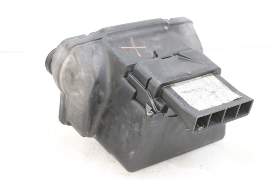 photo de ARIA SCATOLA KAWASAKI GPX R WARBIRD 600 (1988 - 1993) - Dettagli dei punti di fissaggio