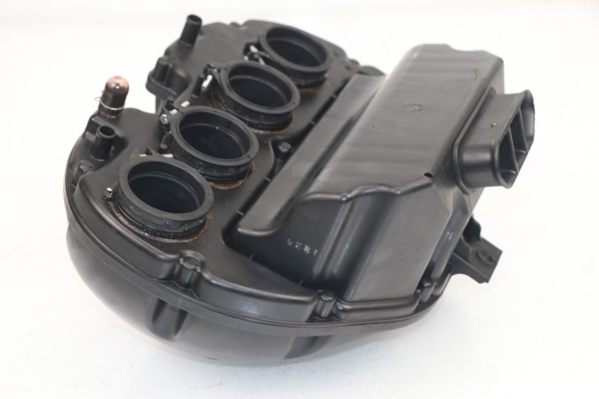 photo de Scatola dell'aria SUZUKI GSR 750 (2011 - 2017)