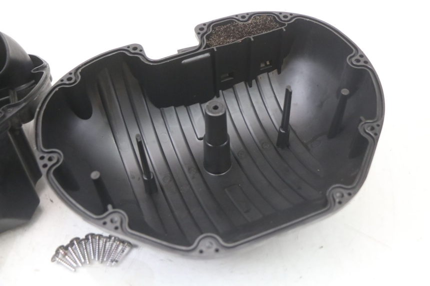 photo de Scatola dell'aria SUZUKI GSR 750 (2011 - 2017)