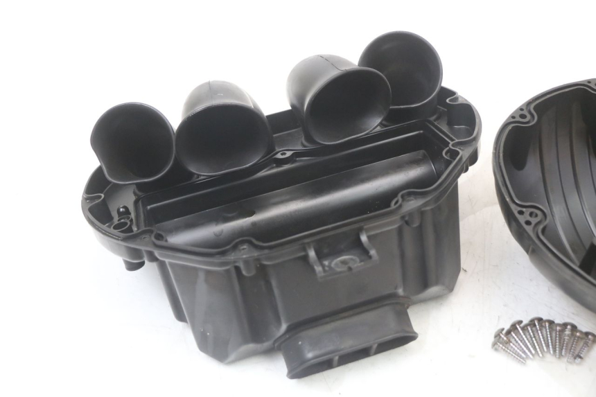 photo de Scatola dell'aria SUZUKI GSR 750 (2011 - 2017)