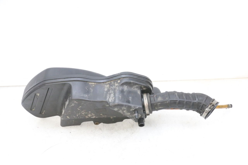 photo de SCATOLA DELL'ARIA PIAGGIO MP3 LT 400 (2007 - 2012) - Dettagli dei punti di fissaggio