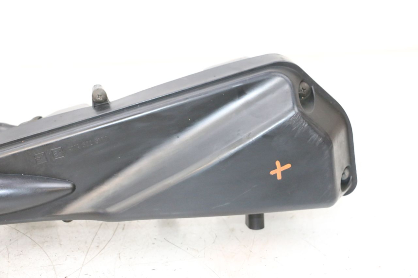 photo de SCATOLA DELL'ARIA SYM ORBIT 2 4T 50 (2008 - 2017) - Dettagli dei punti di fissaggio