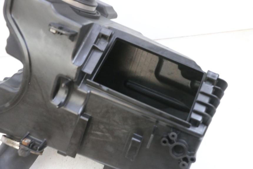 photo de ARIA SCATOLA BMW R RT ABS 1200 (2010 - 2014) - Dettaglio del componente