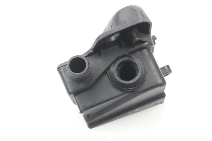 photo de Scatola dell'aria PEUGEOT SPEEDFIGHT 2 AC 50 (2000 - 2009) - Altra angolazione