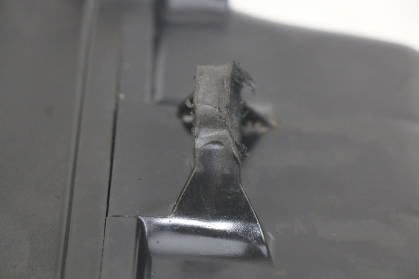 photo de SCATOLA DELL'ARIA YAMAHA X-MAX XMAX 250 (2006 - 2009)