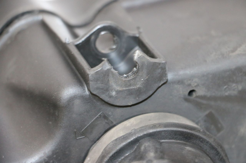 photo de SCATOLA DELL'ARIA PIAGGIO X8 125 (2004 - 2007) - Zoom sullo stato d'uso