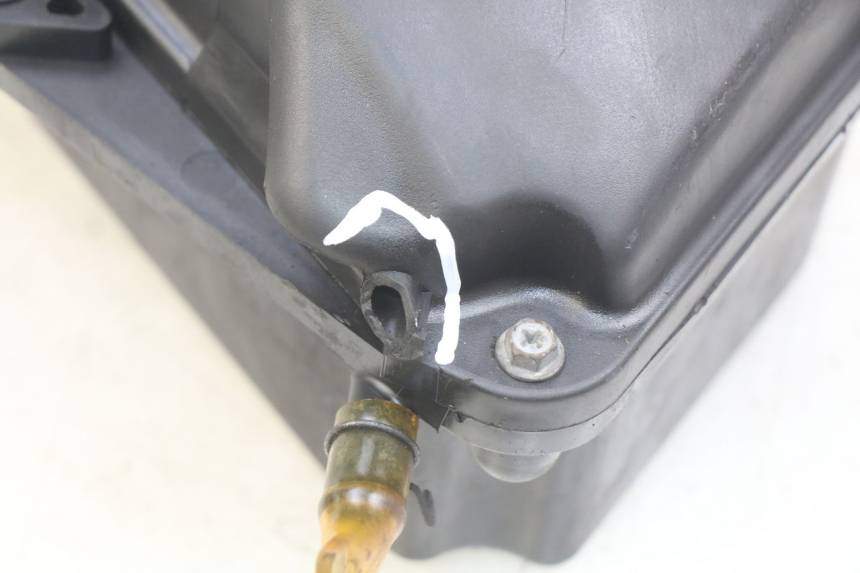 photo de SCATOLA DELL'ARIA YAMAHA HW XENTER 125 (2011 - 2017)
