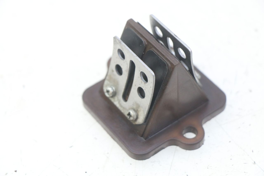 photo de VALVOLA A FARFALLA PEUGEOT KISBEE 2T 50 (2010 - 2017)