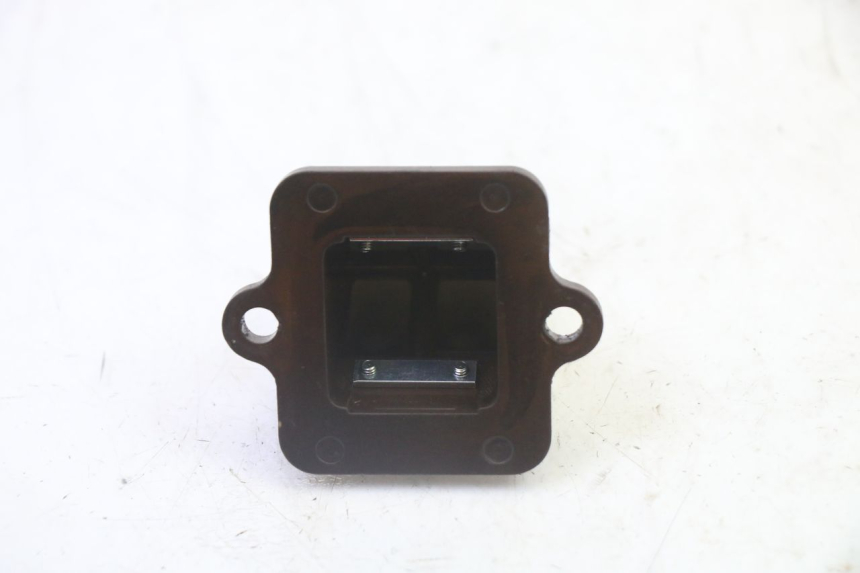 photo de VALVOLA A FARFALLA PEUGEOT KISBEE 2T 50 (2010 - 2017)
