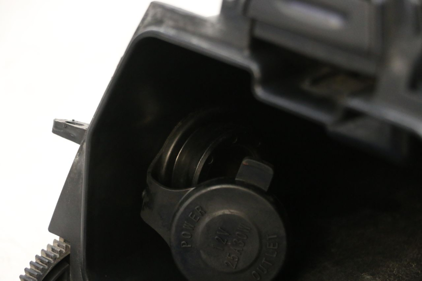 photo de PORTAOGGETTI YAMAHA FJR ABS 1300 (2006 - 2012) - Primo piano tecnico