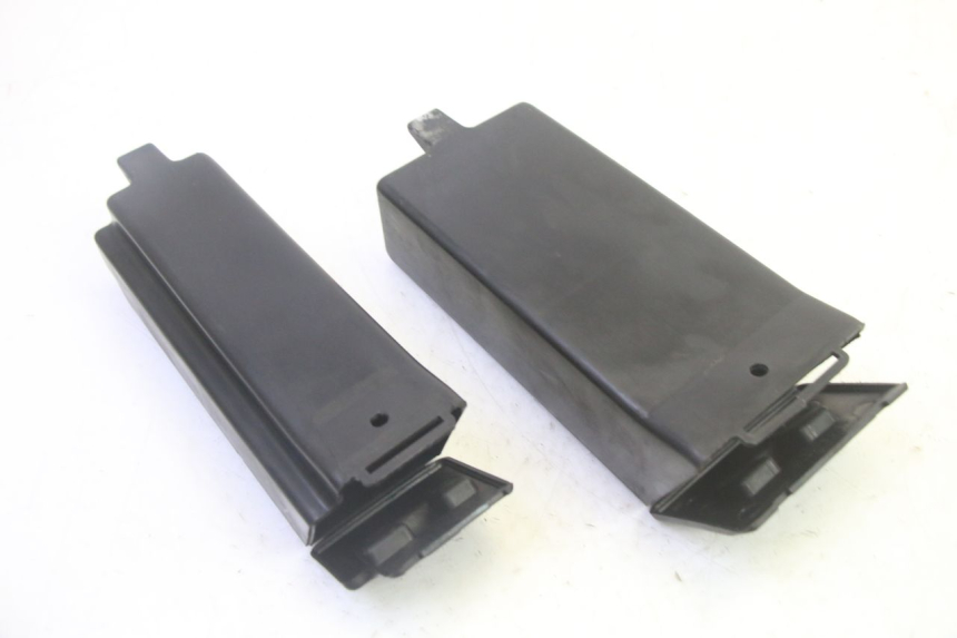 photo de PORTAOGGETTI KAWASAKI GPX R WARBIRD 600 (1988 - 1993) - Dettaglio del componente