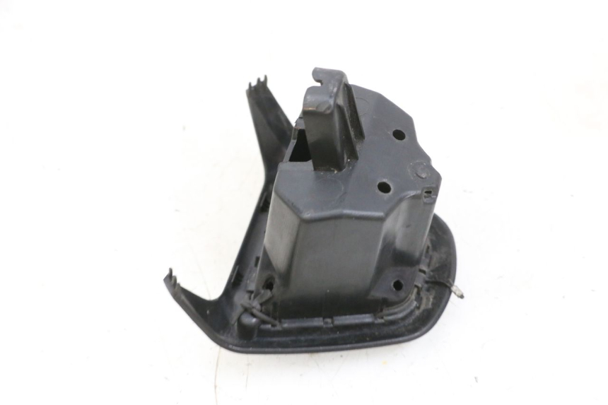 photo de PORTAOGGETTI PEUGEOT SPEEDFIGHT 4 4T EFI 50 (2021 - 2025) - Altra angolazione