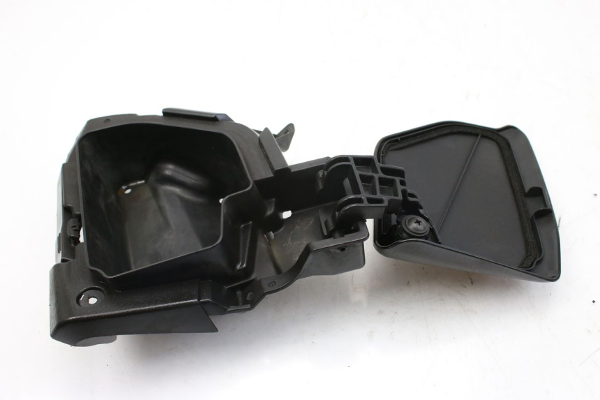photo de SCATOLA PORTAOGGETTI SUZUKI AN BURGMAN 400 (2006 - 2010)