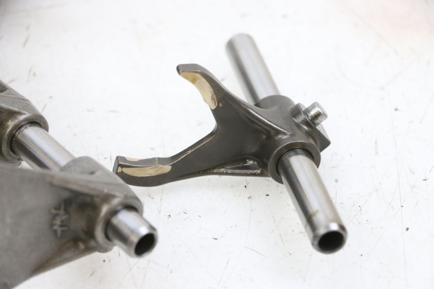 photo de CAMBIO MV AGUSTA BRUTALE R WALLY 910 (2008 - 2008) - Altra vista dell'articolo