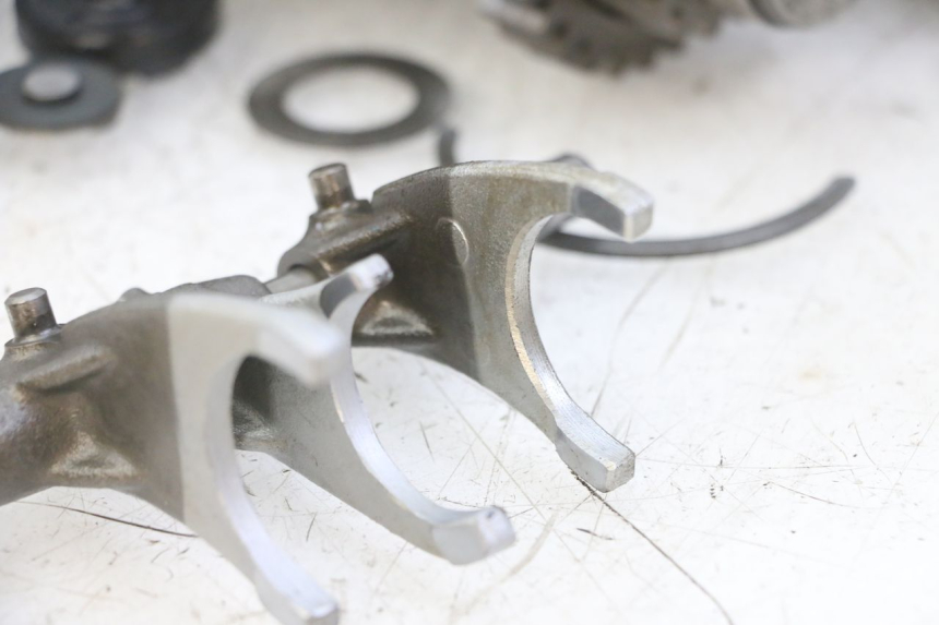 photo de CASSA DEL CAMBIO SUZUKI GS GSE 500 (2001 - 2003)