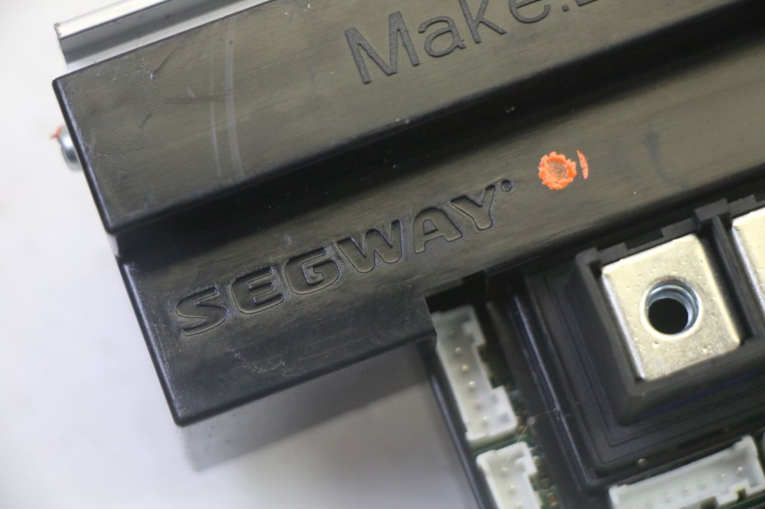 photo de BOITIER CDI SEGWAY NINEBOT F65I 1