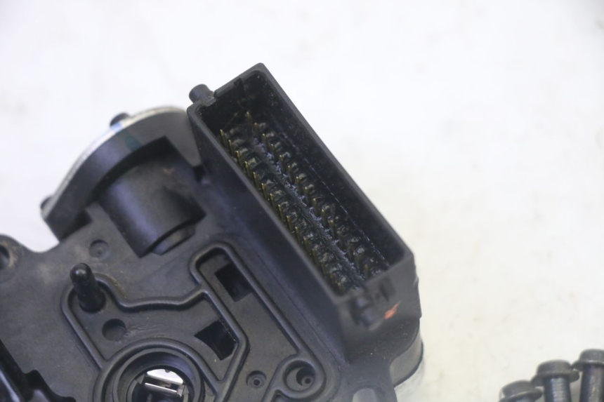 photo de CENTRALINA CDI HONDA FES S-WING SWING ABS 125 (2007 - 2015)