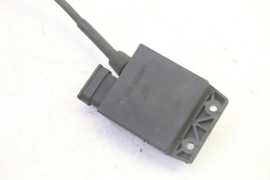 photo de CENTRALINA CDI PIAGGIO FLY 4T 50 (2013 - 2017) - Dettagli dei punti di fissaggio