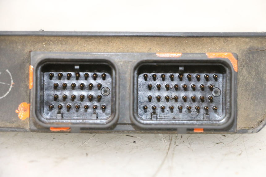 photo de CENTRALINA CDI SUZUKI GSXR GSX-R 1000 (2003 - 2004) - Dettagli dei punti di fissaggio